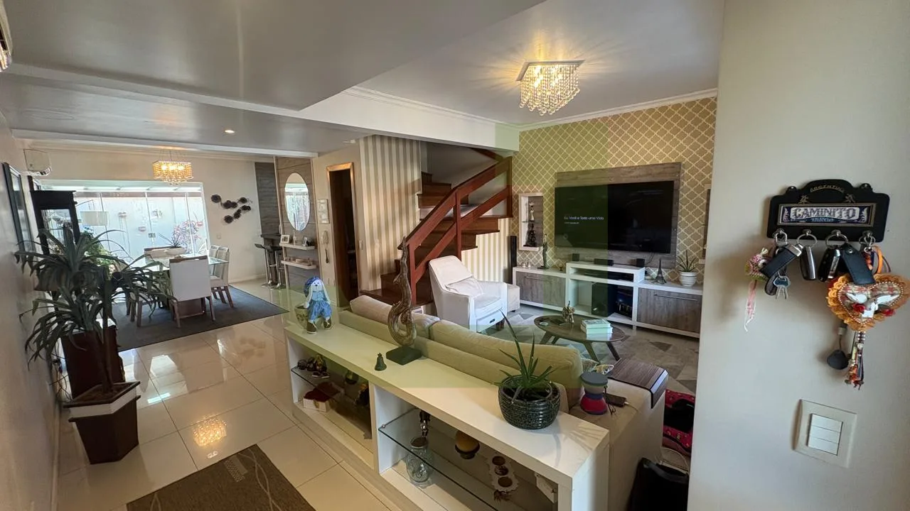 Comprar Casa / Condom&iacute;nio em S&atilde;o Leopoldo R$ 1.000.000,00 - Foto 1