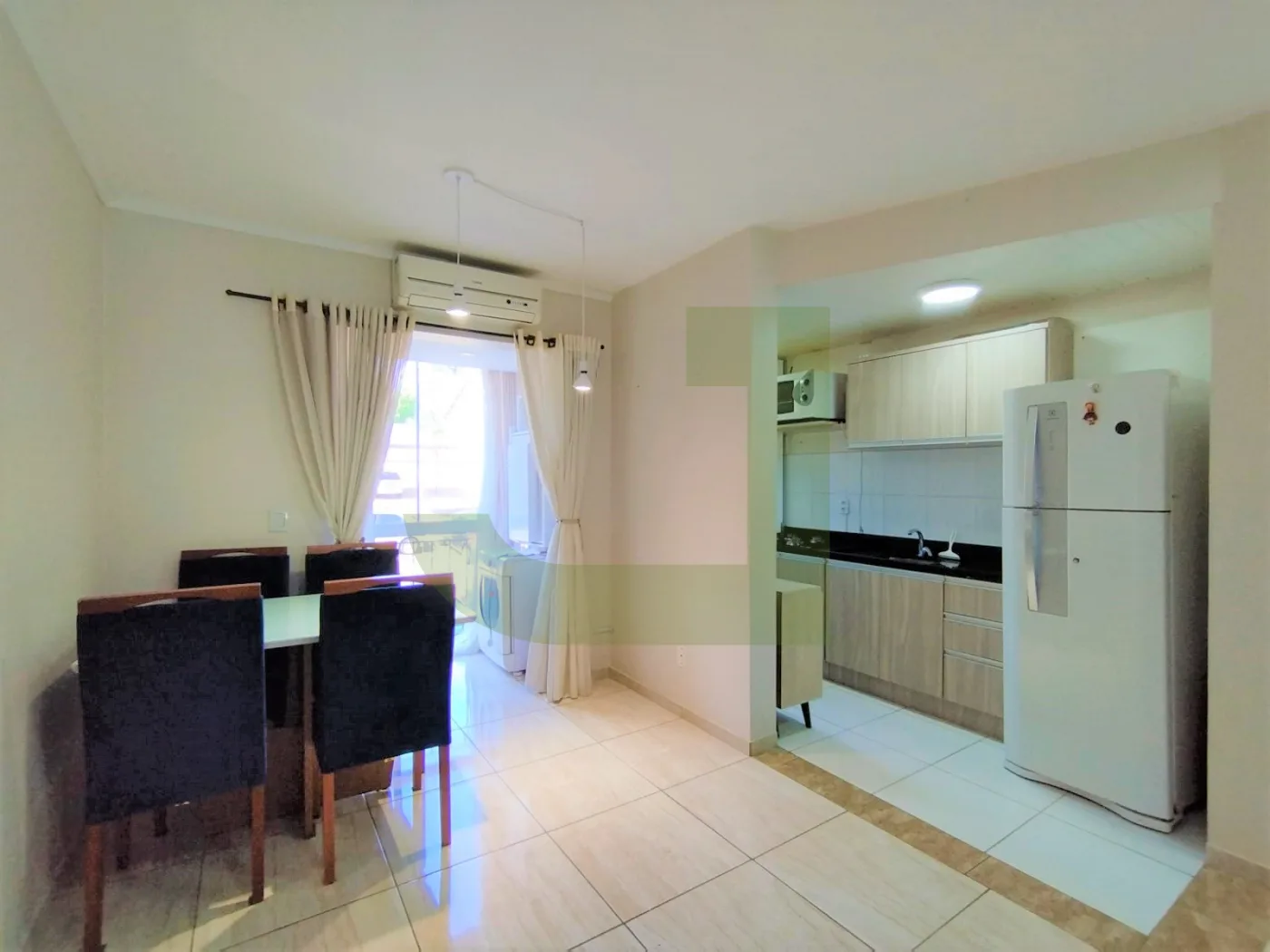 Alugar Apartamento / Padr&atilde;o em S&atilde;o Leopoldo R$ 1.780,00 - Foto 2