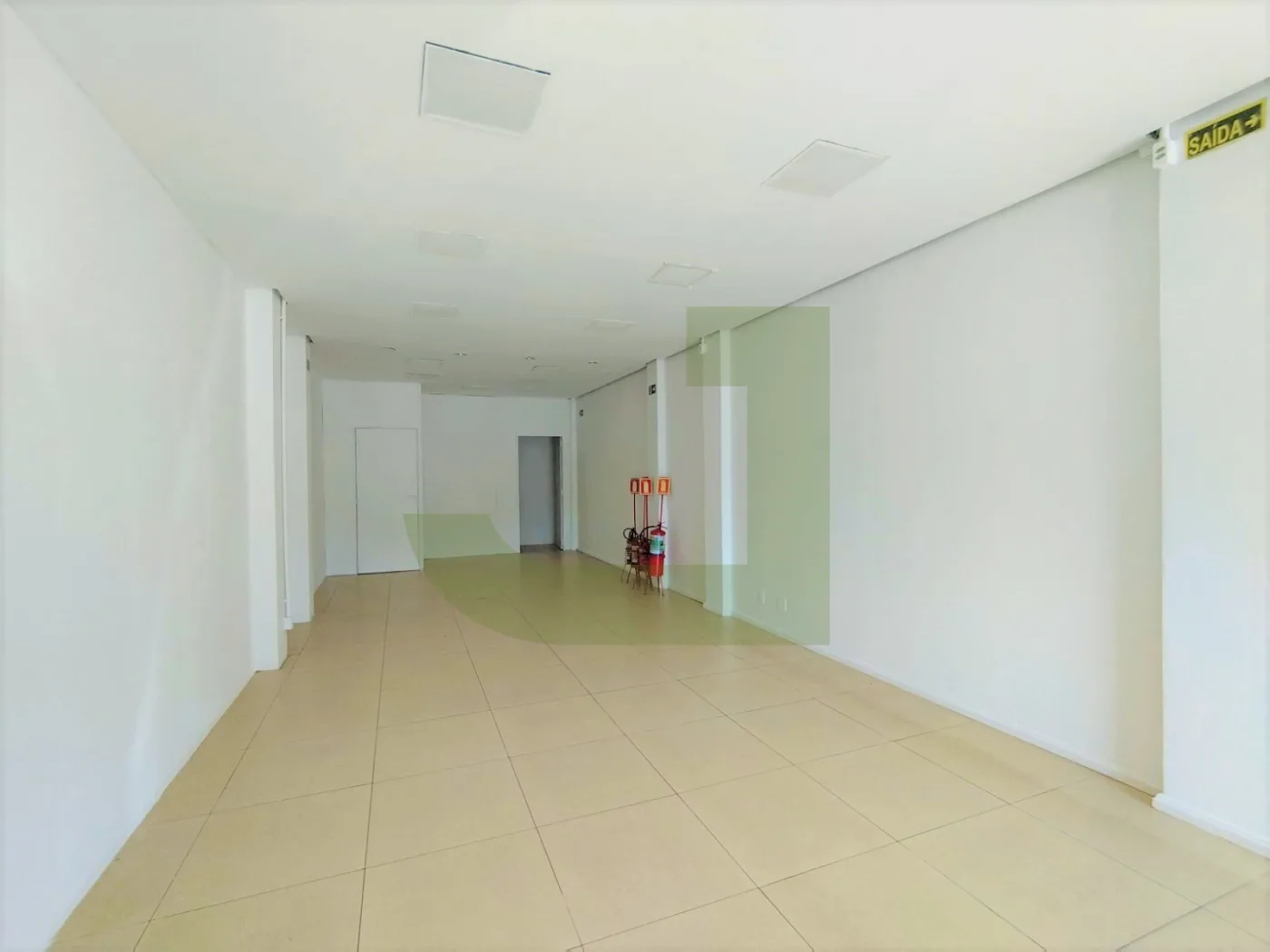 Alugar Comercial / Loja em Condom&iacute;nio em S&atilde;o Leopoldo R$ 3.800,00 - Foto 3