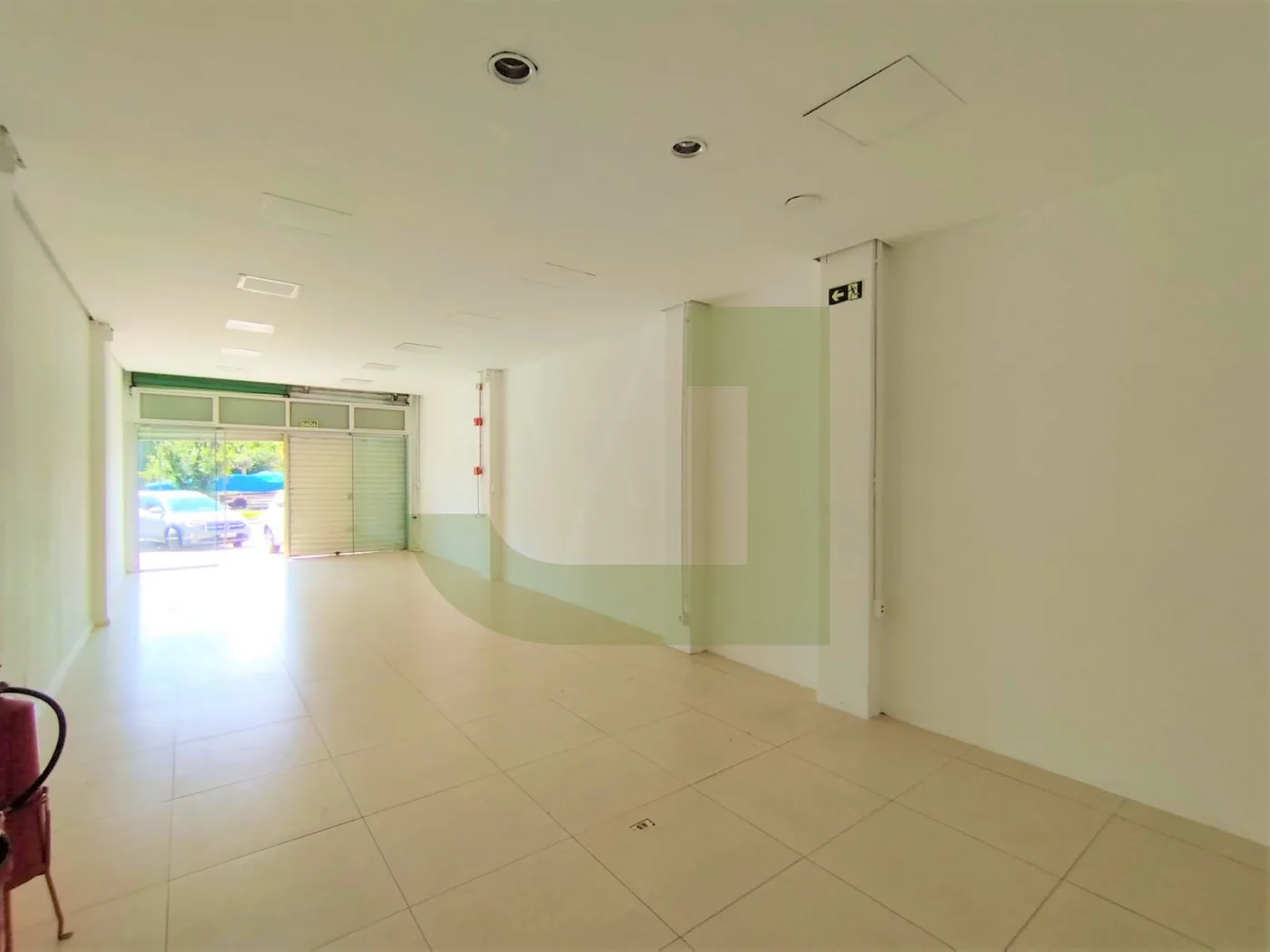 Alugar Comercial / Loja em Condom&iacute;nio em S&atilde;o Leopoldo R$ 3.800,00 - Foto 4