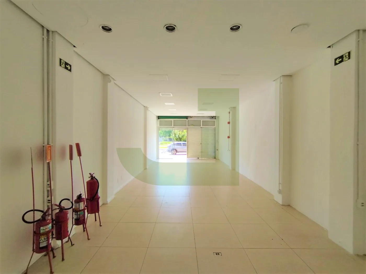 Alugar Comercial / Loja em Condom&iacute;nio em S&atilde;o Leopoldo R$ 3.800,00 - Foto 5