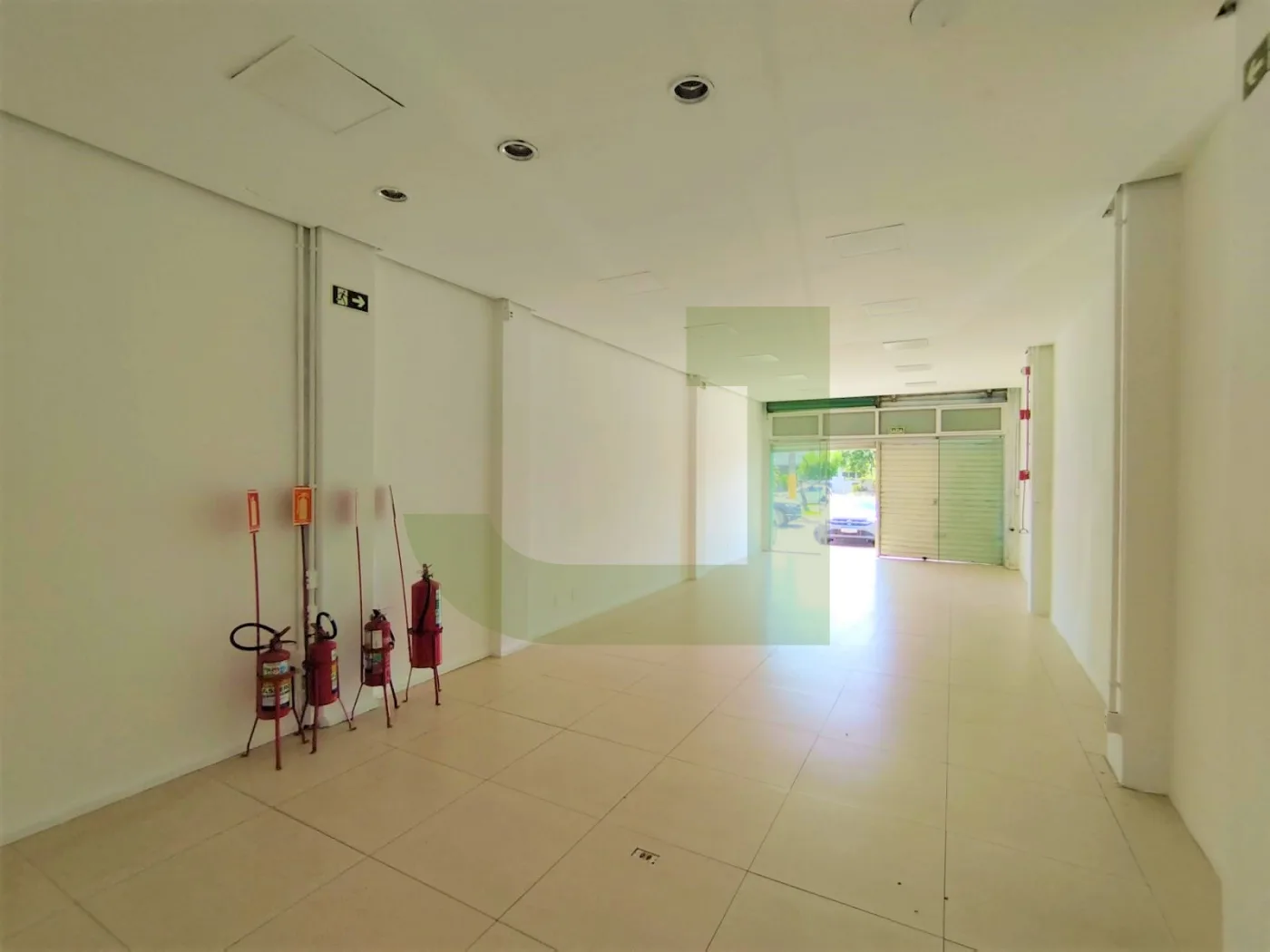 Alugar Comercial / Loja em Condom&iacute;nio em S&atilde;o Leopoldo R$ 3.800,00 - Foto 6