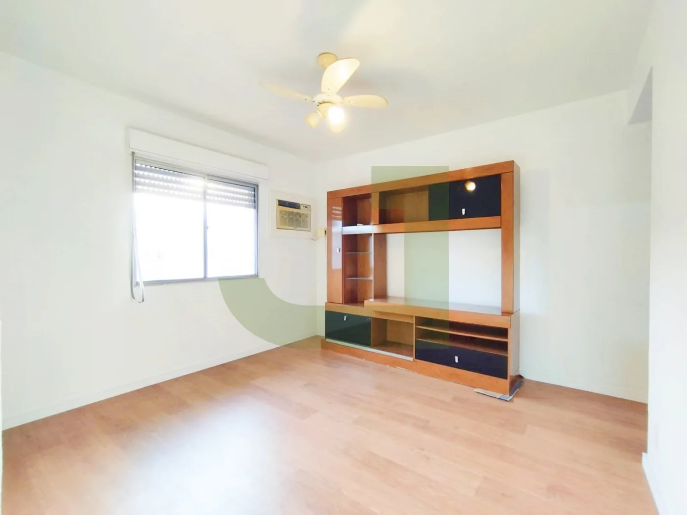 Alugar Apartamento / Padr&atilde;o em S&atilde;o Leopoldo R$ 1.150,00 - Foto 2