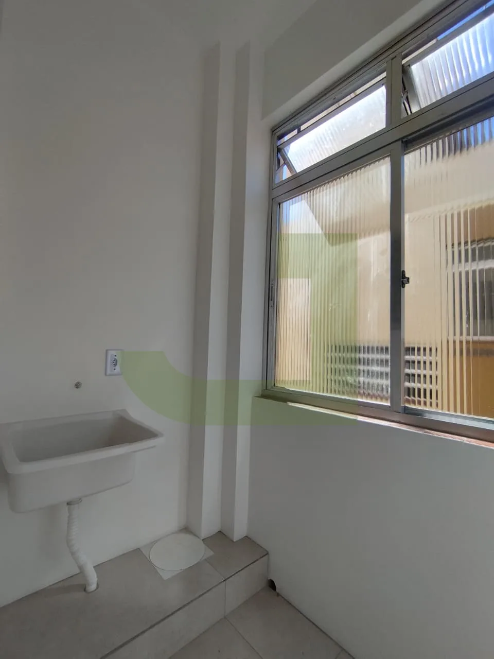 Alugar Apartamento / Padr&atilde;o em S&atilde;o Leopoldo R$ 1.250,00 - Foto 6