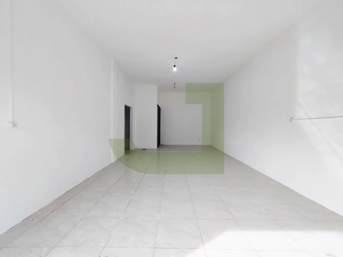 Alugar Comercial / Loja em S&atilde;o Leopoldo R$ 1.800,00 - Foto 3