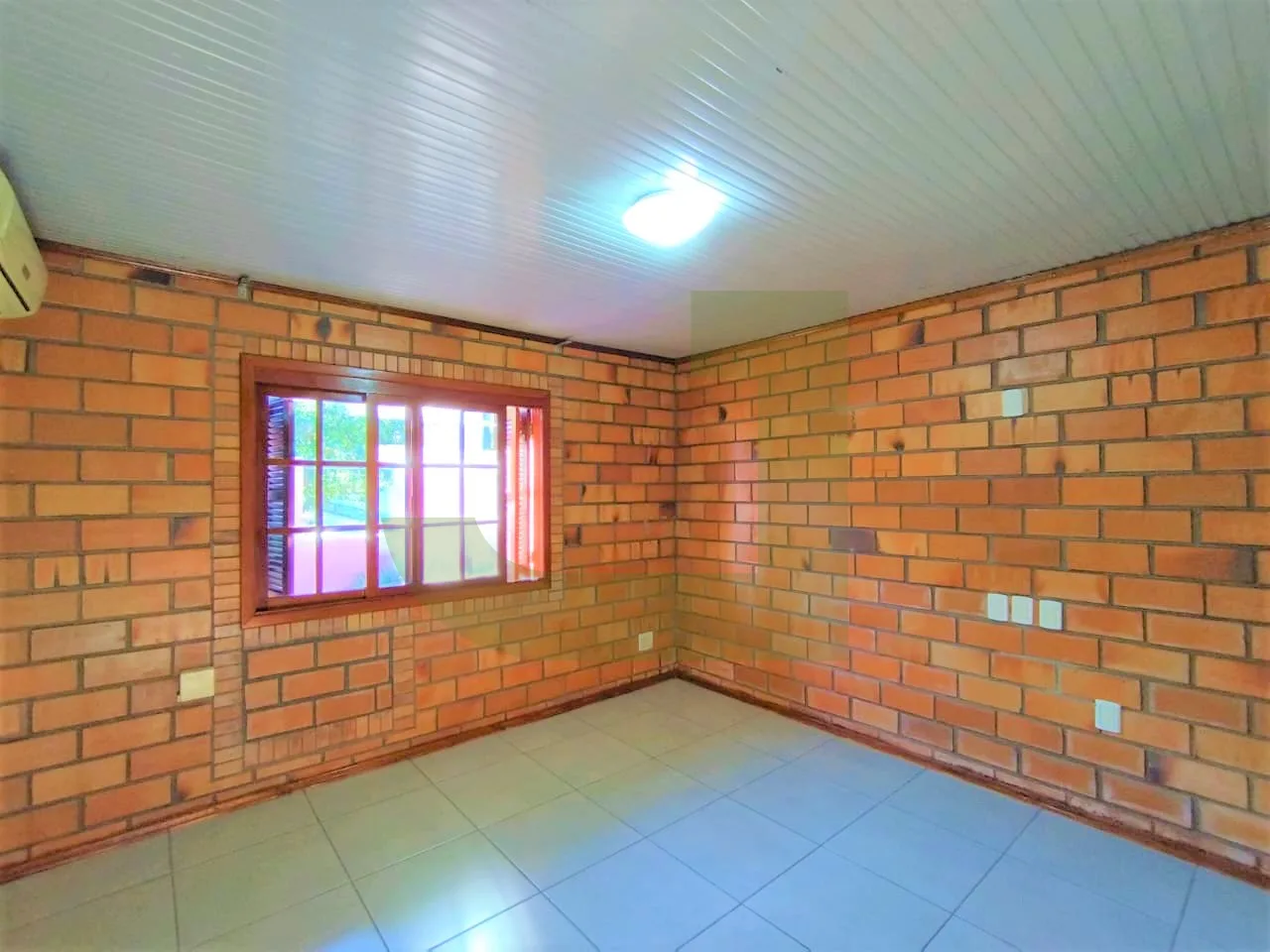 Alugar Casa / Residencial em S&atilde;o Leopoldo R$ 2.200,00 - Foto 3