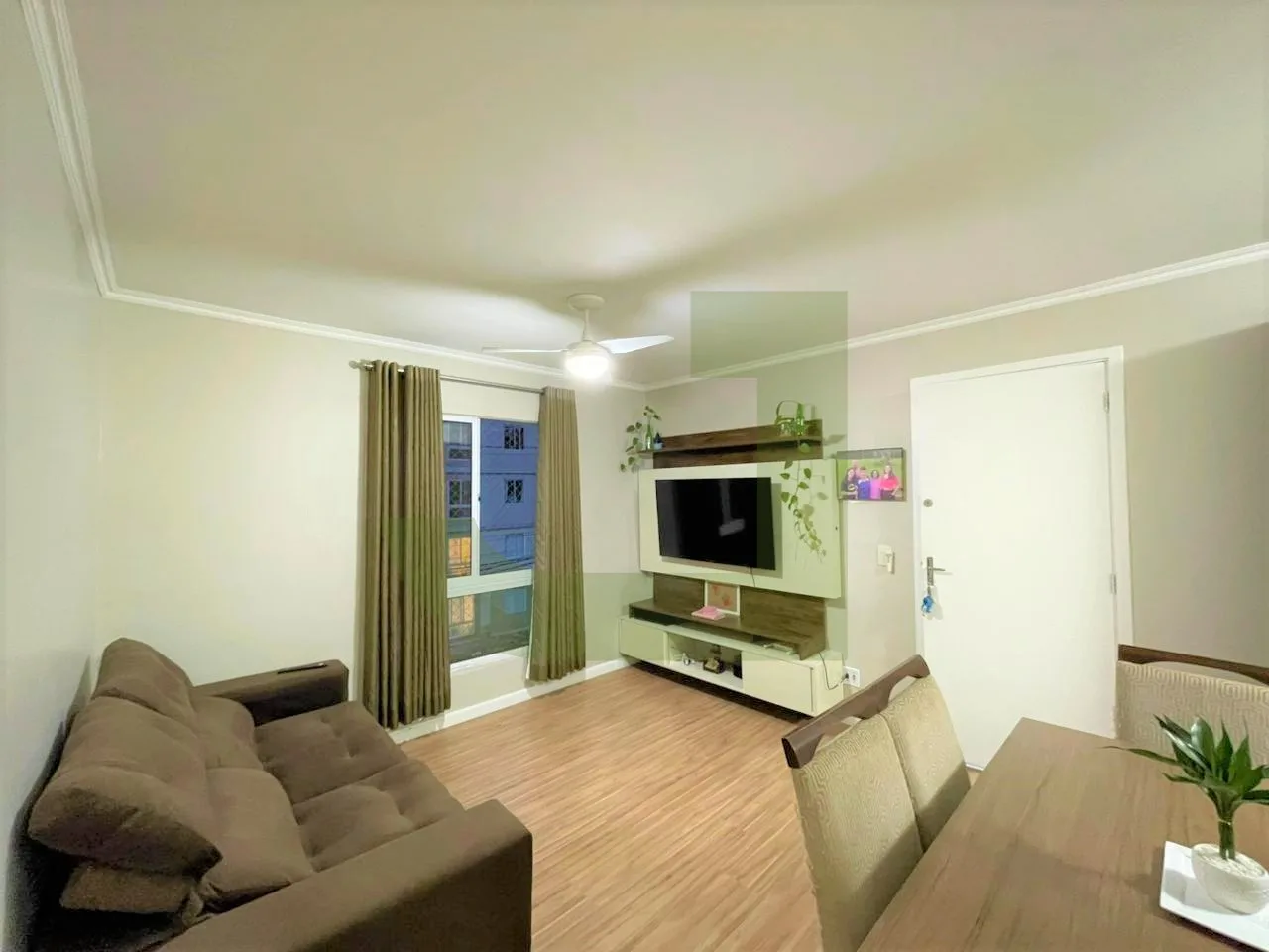 Alugar Apartamento / Padr&atilde;o em S&atilde;o Leopoldo R$ 1.500,00 - Foto 2