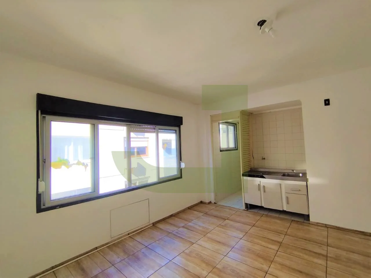 Alugar Apartamento / JK  Studio em S&atilde;o Leopoldo R$ 800,00 - Foto 1