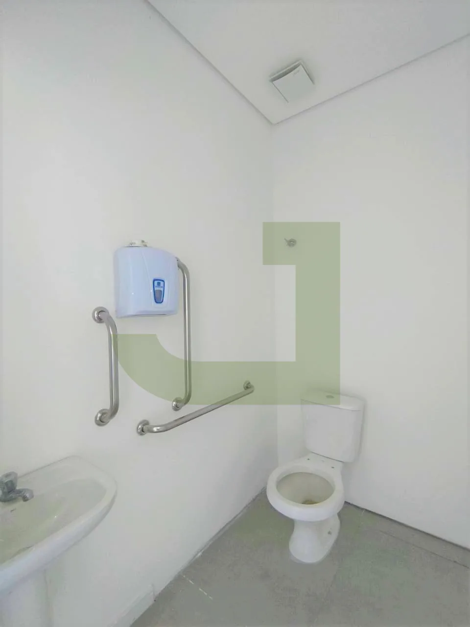 Alugar Comercial / Loja em Condom&iacute;nio em S&atilde;o Leopoldo R$ 3.250,00 - Foto 5