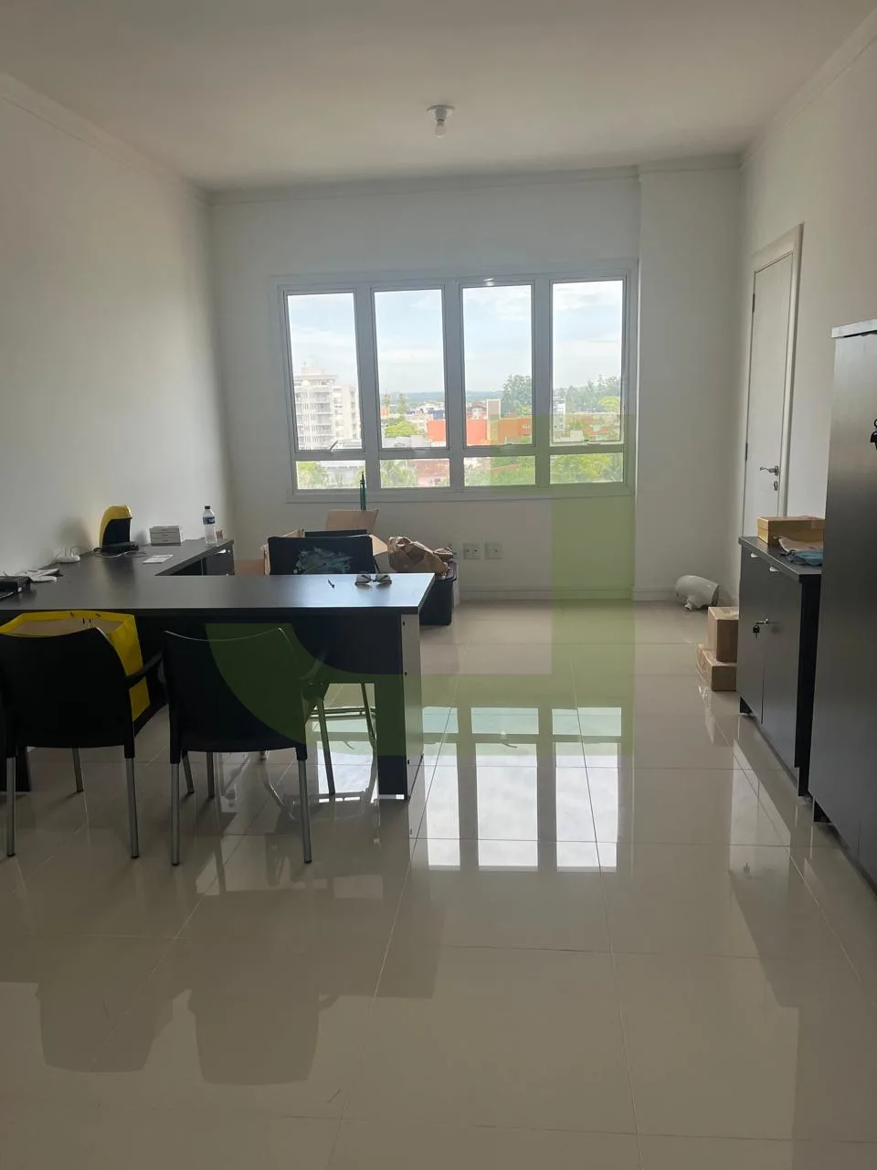 Comprar Comercial / Sala comercial em condom&iacute;nio em S&atilde;o Leopoldo R$ 203.000,00 - Foto 1