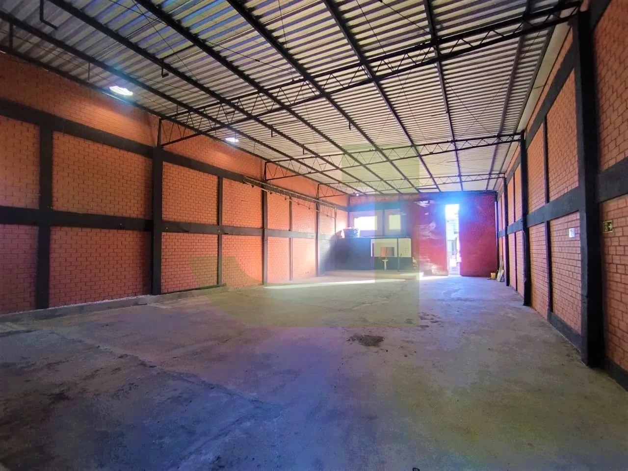 Alugar Comercial / Pavilh&atilde;o em Canoas R$ 7.950,00 - Foto 2
