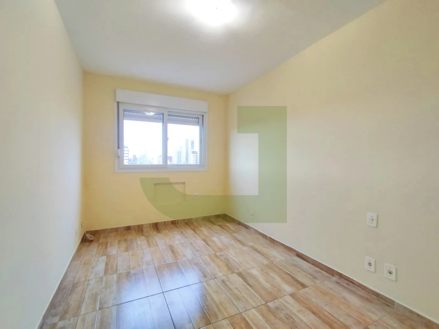 Alugar Apartamento / Padr&atilde;o em S&atilde;o Leopoldo R$ 2.300,00 - Foto 8