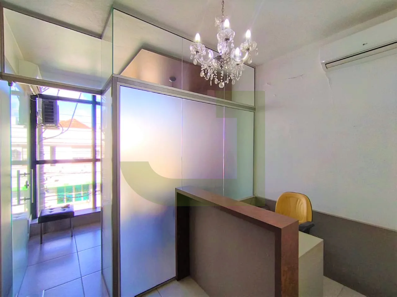 Alugar Comercial / Sala comercial em condom&iacute;nio em S&atilde;o Leopoldo R$ 1.700,00 - Foto 1
