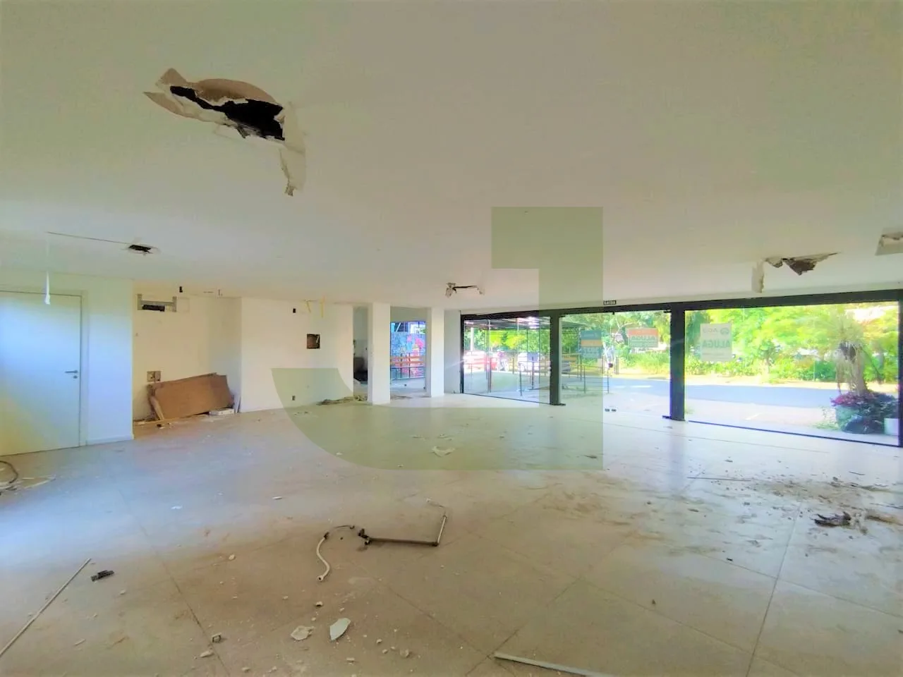 Alugar Comercial / Loja em S&atilde;o Leopoldo R$ 10.000,00 - Foto 3
