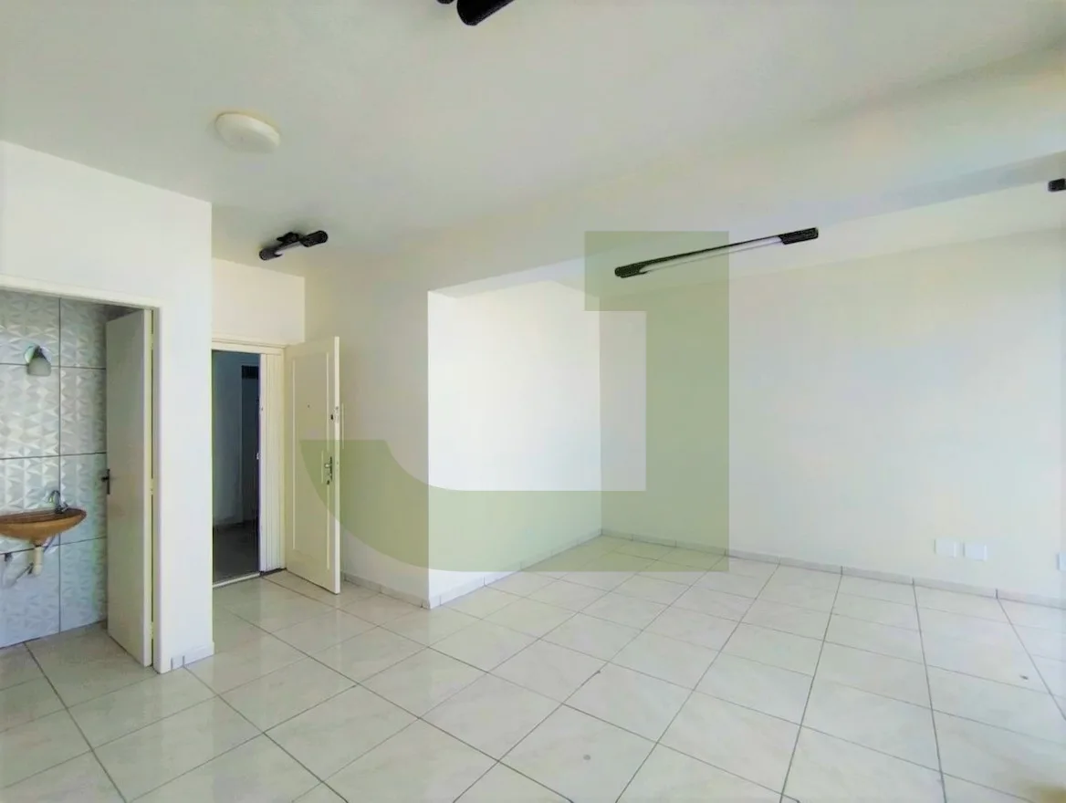 Alugar Comercial / Sala comercial em condom&iacute;nio em S&atilde;o Leopoldo R$ 1.000,00 - Foto 3