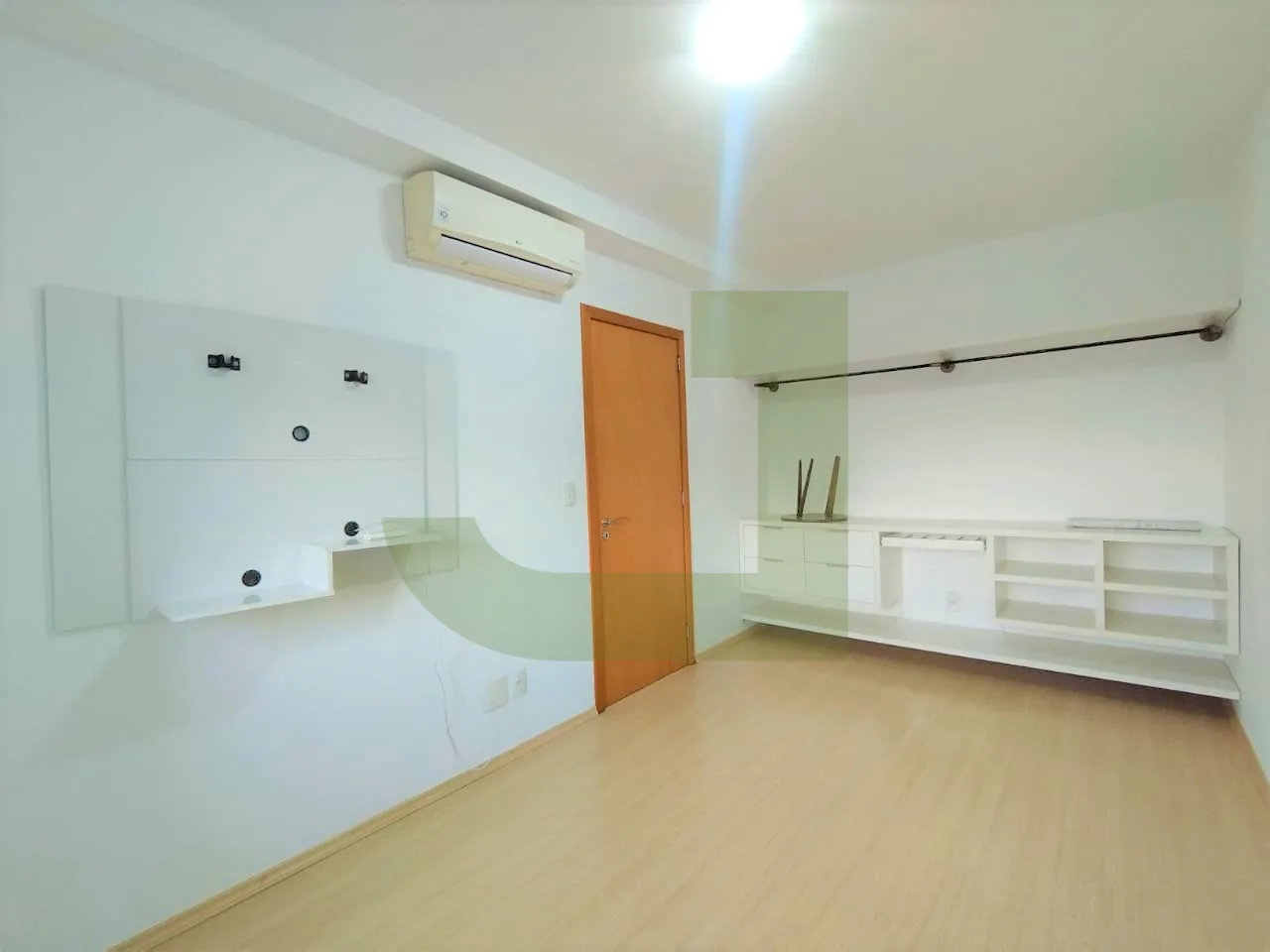 Alugar Apartamento / Padr&atilde;o em S&atilde;o Leopoldo R$ 1.900,00 - Foto 5