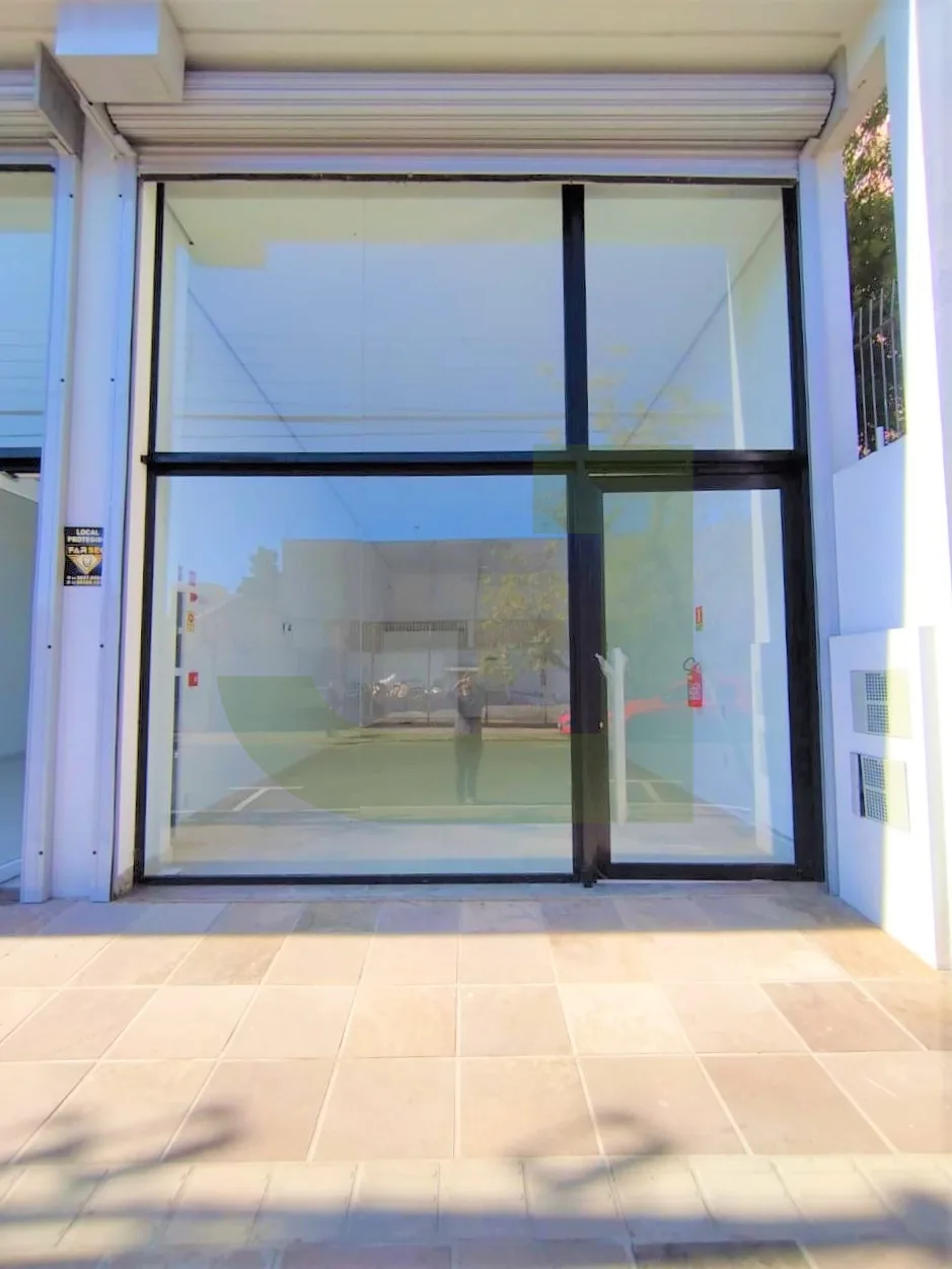 Alugar Comercial / Loja em S&atilde;o Leopoldo R$ 8.500,00 - Foto 2