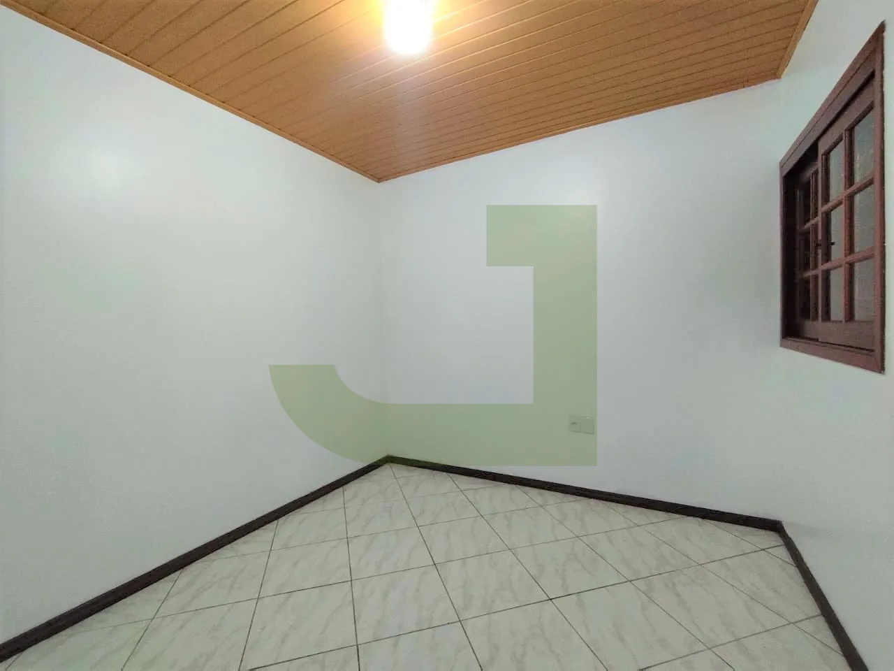 Alugar Casa / Residencial em S&atilde;o Leopoldo R$ 3.350,00 - Foto 4