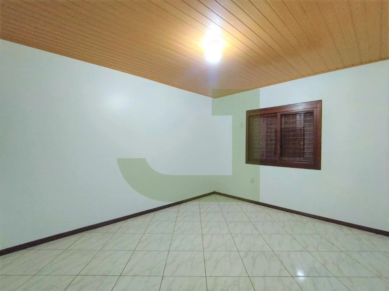 Alugar Casa / Residencial em S&atilde;o Leopoldo R$ 3.350,00 - Foto 5
