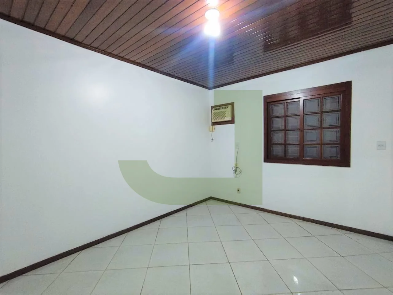 Alugar Casa / Residencial em S&atilde;o Leopoldo R$ 3.350,00 - Foto 6