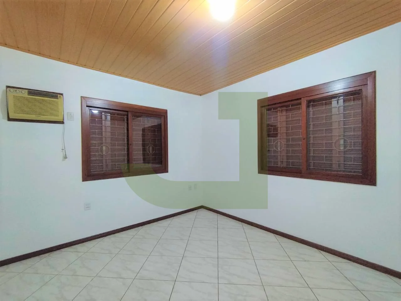 Alugar Casa / Residencial em S&atilde;o Leopoldo R$ 3.350,00 - Foto 7