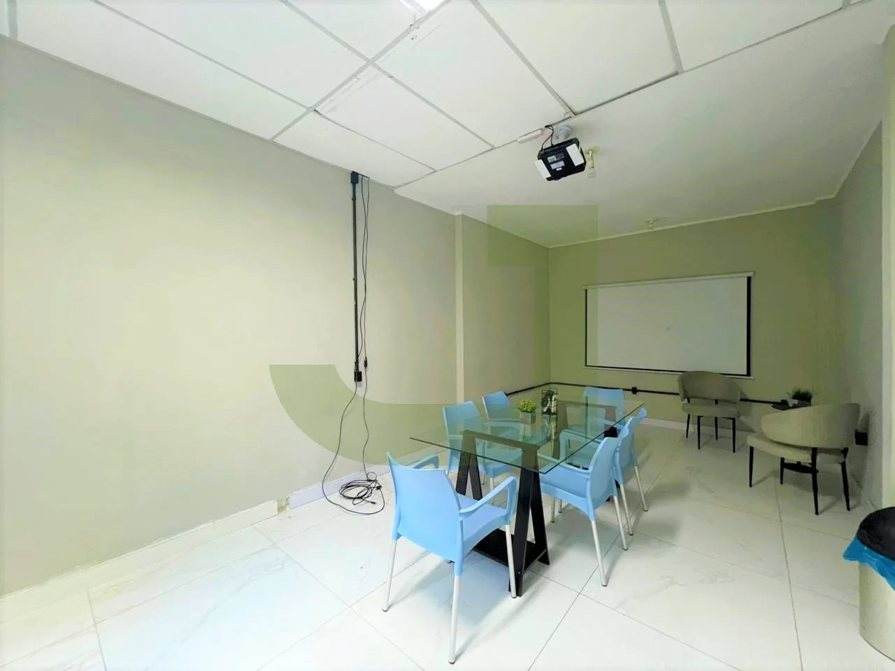 Alugar Comercial / Sala comercial em condom&iacute;nio em S&atilde;o Leopoldo R$ 2.780,00 - Foto 1