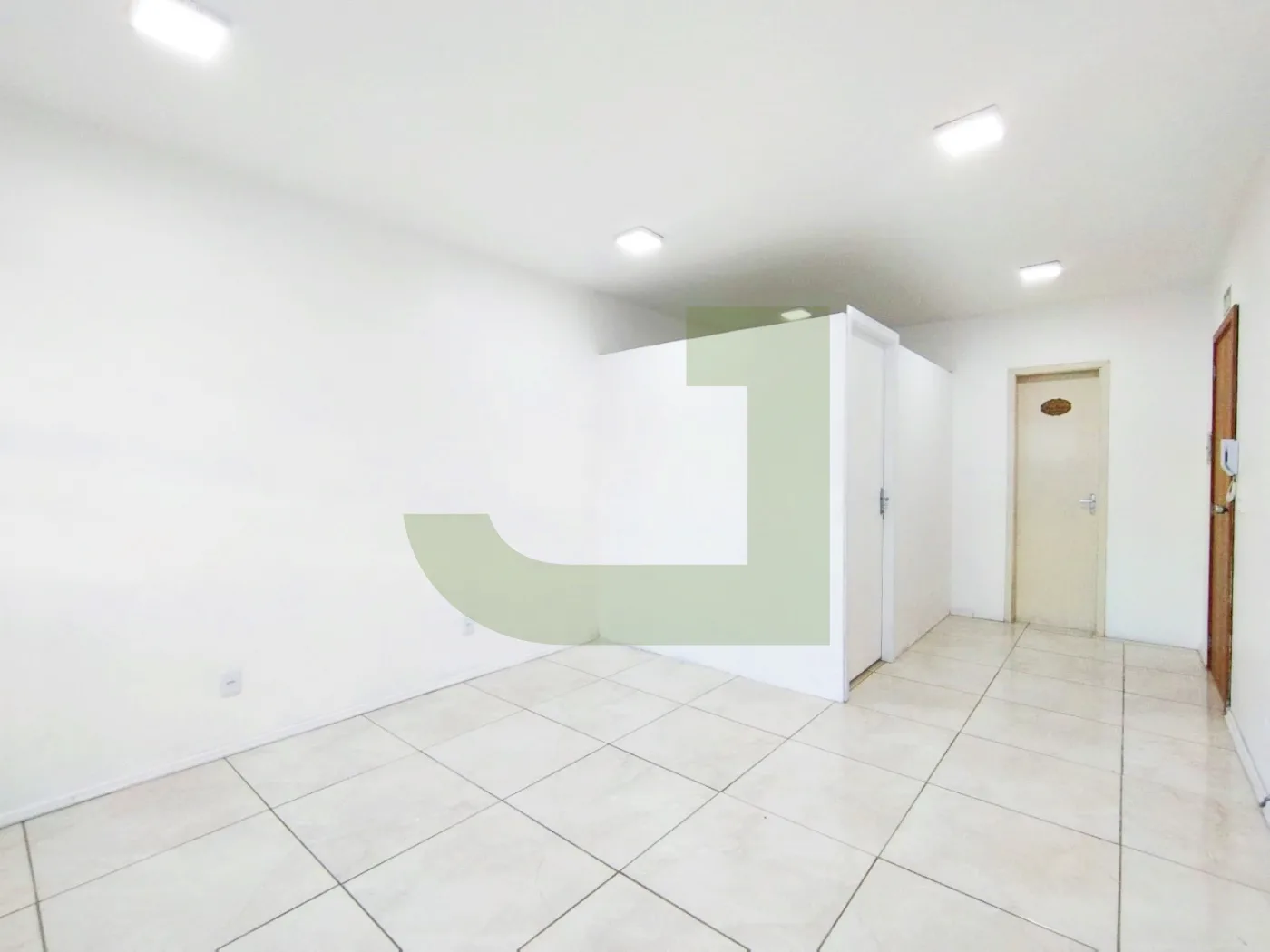 Alugar Comercial / Sala comercial em S&atilde;o Leopoldo R$ 800,00 - Foto 2