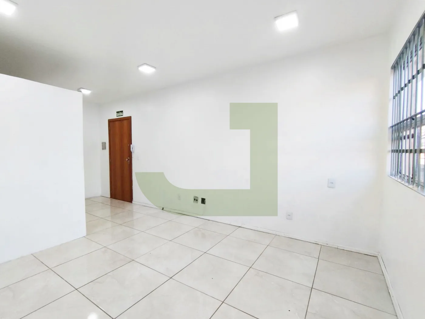 Alugar Comercial / Sala comercial em S&atilde;o Leopoldo R$ 800,00 - Foto 3