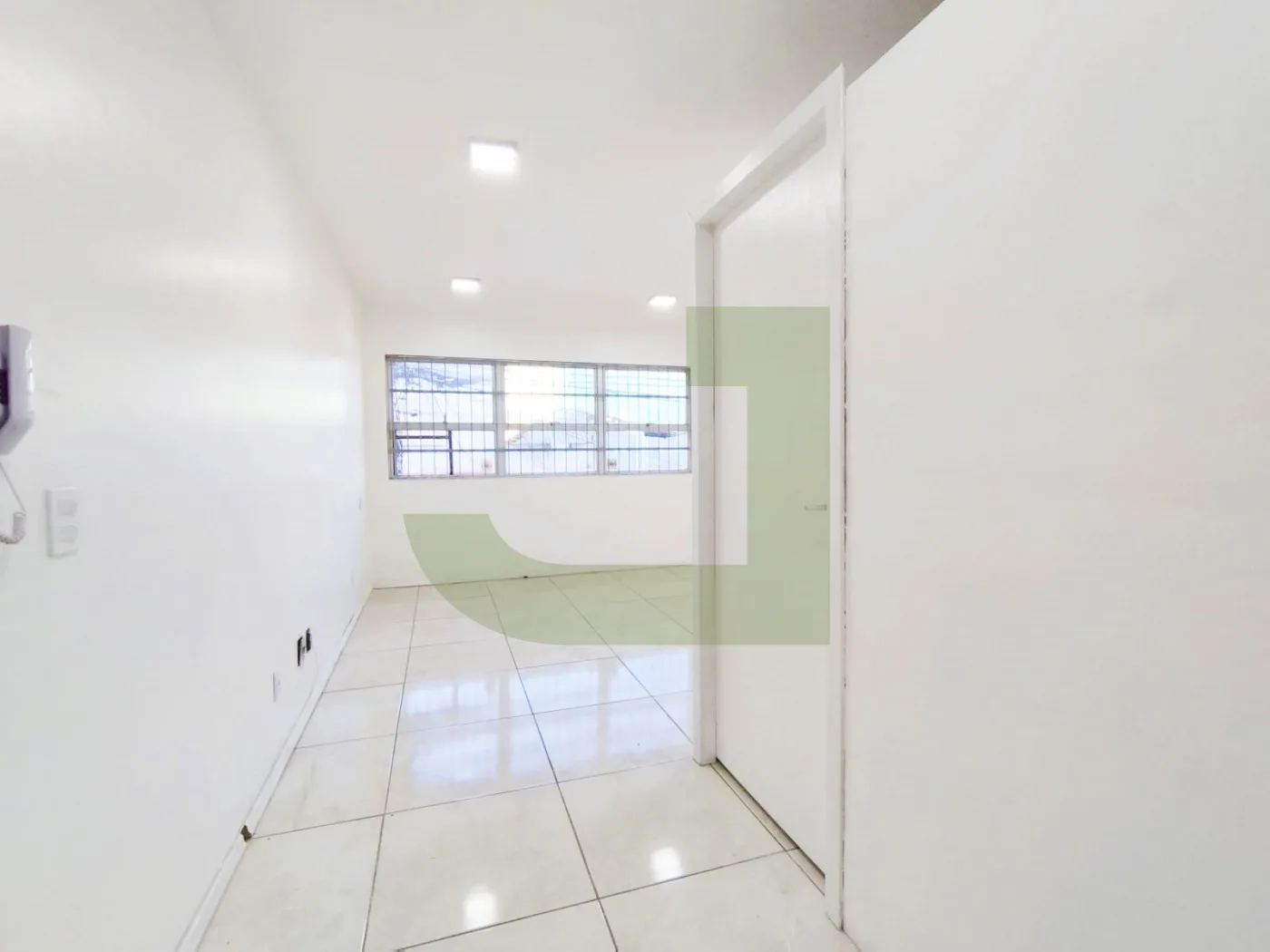 Alugar Comercial / Sala comercial em S&atilde;o Leopoldo R$ 800,00 - Foto 1