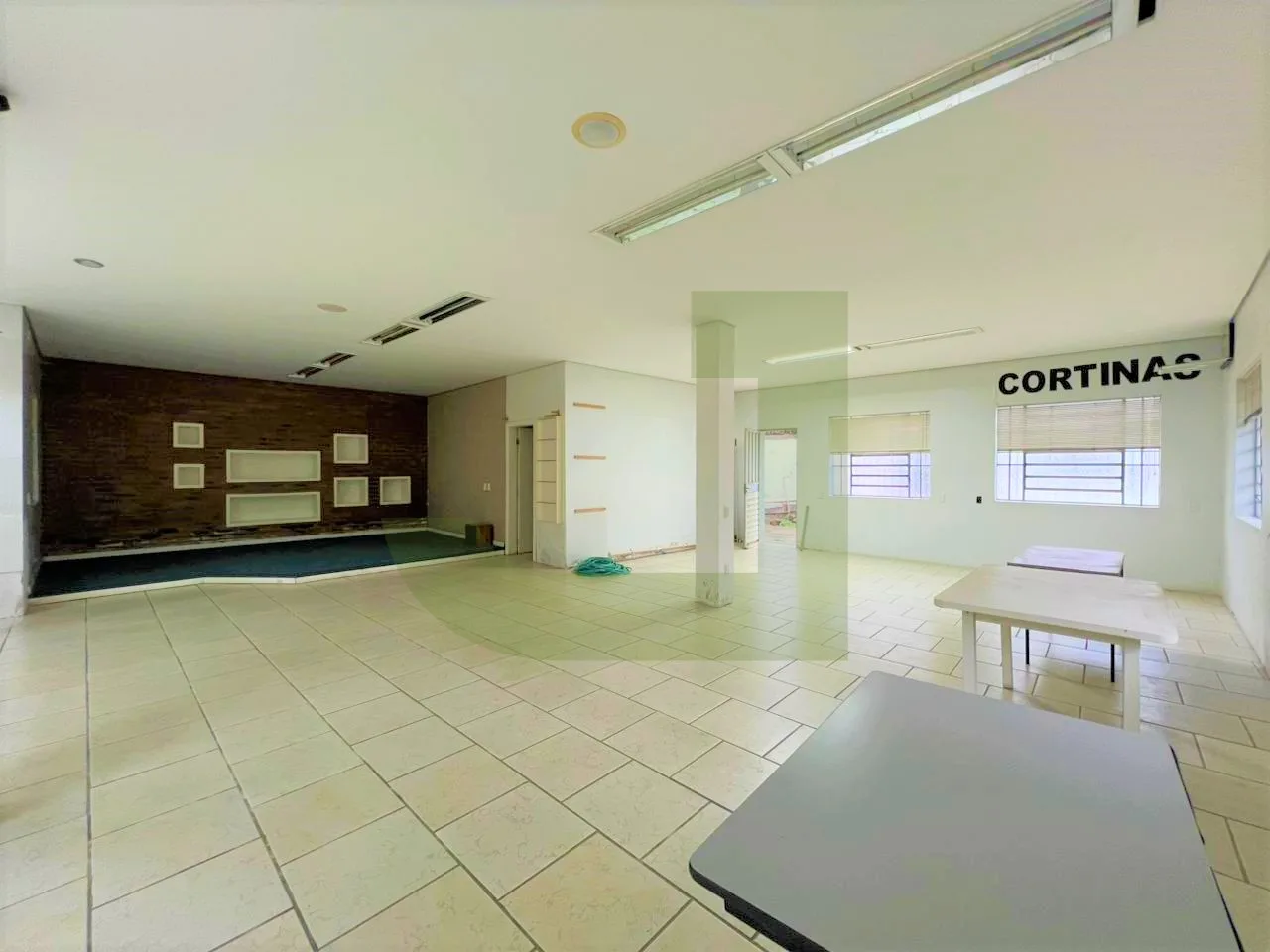 Alugar Comercial / Loja em Novo Hamburgo R$ 5.500,00 - Foto 6