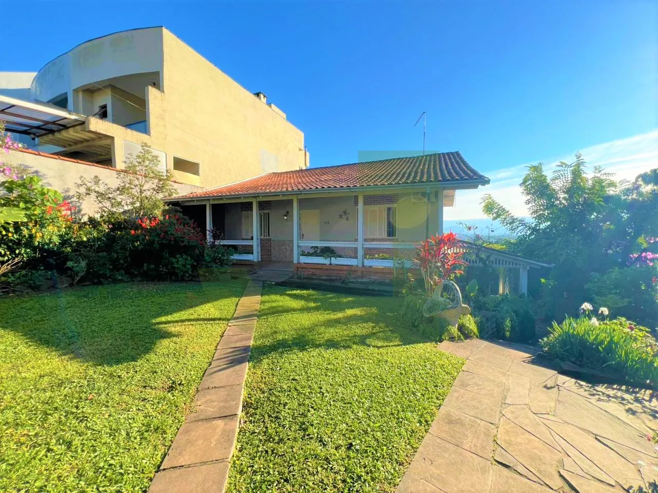 Alugar Casa / Residencial em S&atilde;o Leopoldo R$ 3.350,00 - Foto 2