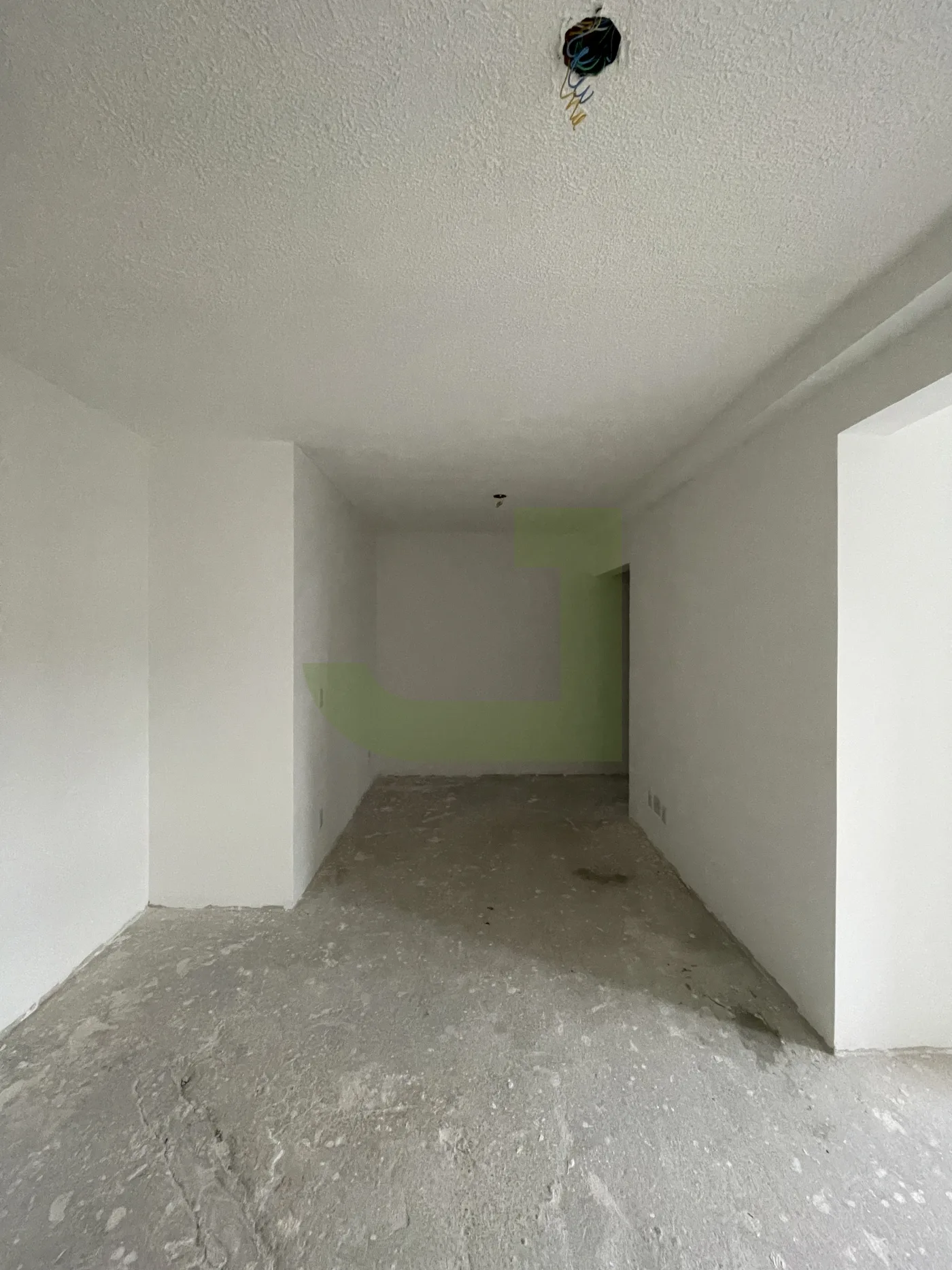 Comprar Apartamento / Padr&atilde;o em Novo Hamburgo R$ 315.000,00 - Foto 2