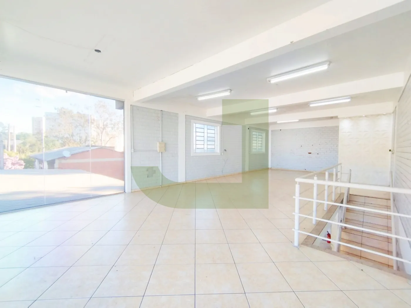 Alugar Comercial / Loja em S&atilde;o Leopoldo R$ 6.000,00 - Foto 14