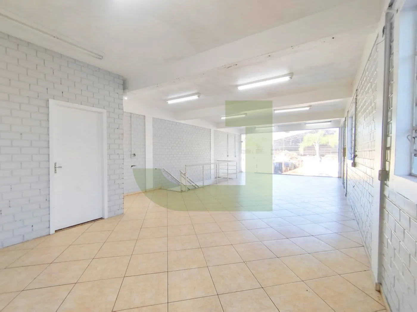 Alugar Comercial / Loja em S&atilde;o Leopoldo R$ 6.000,00 - Foto 12