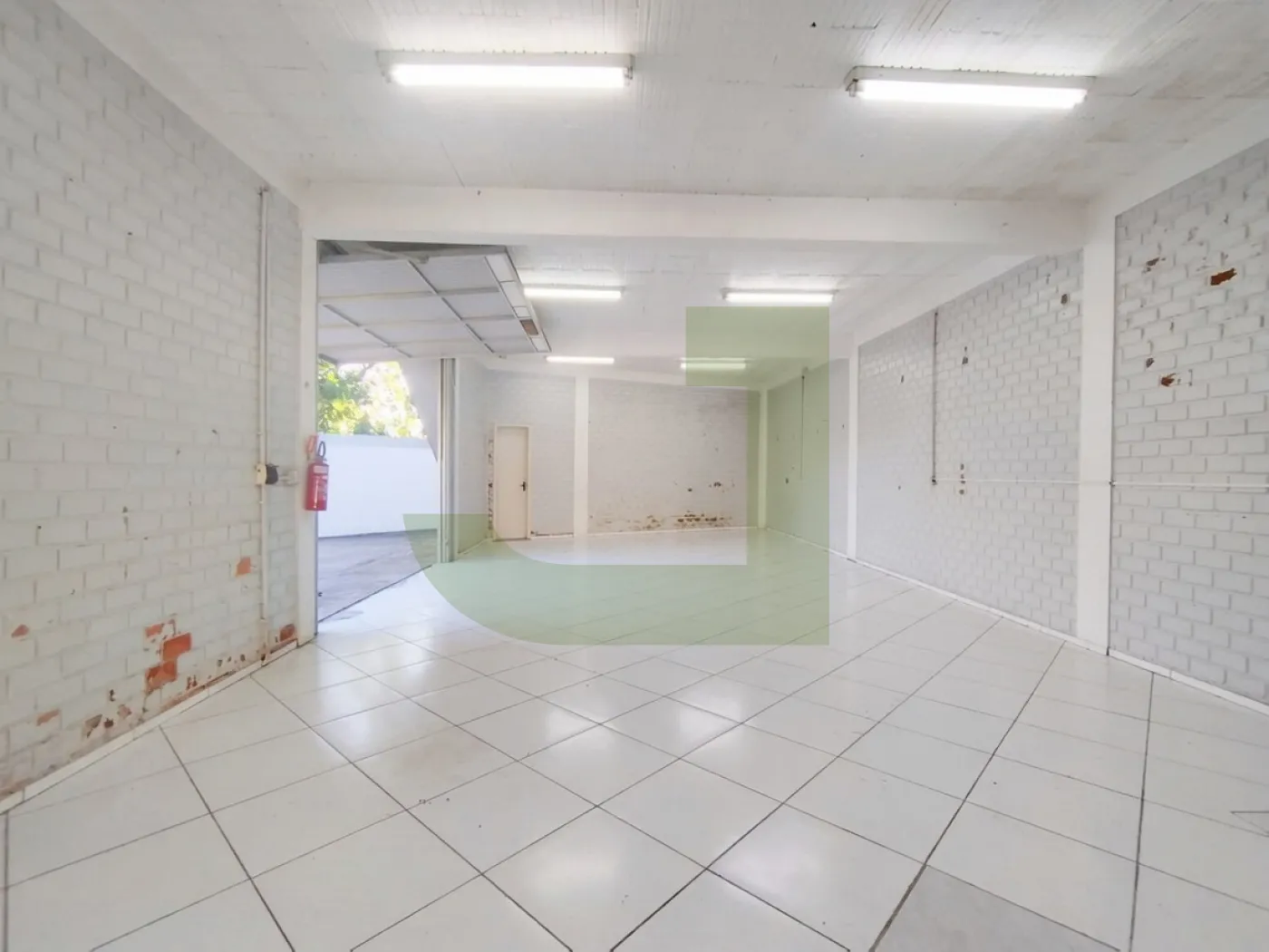 Alugar Comercial / Loja em S&atilde;o Leopoldo R$ 6.000,00 - Foto 6