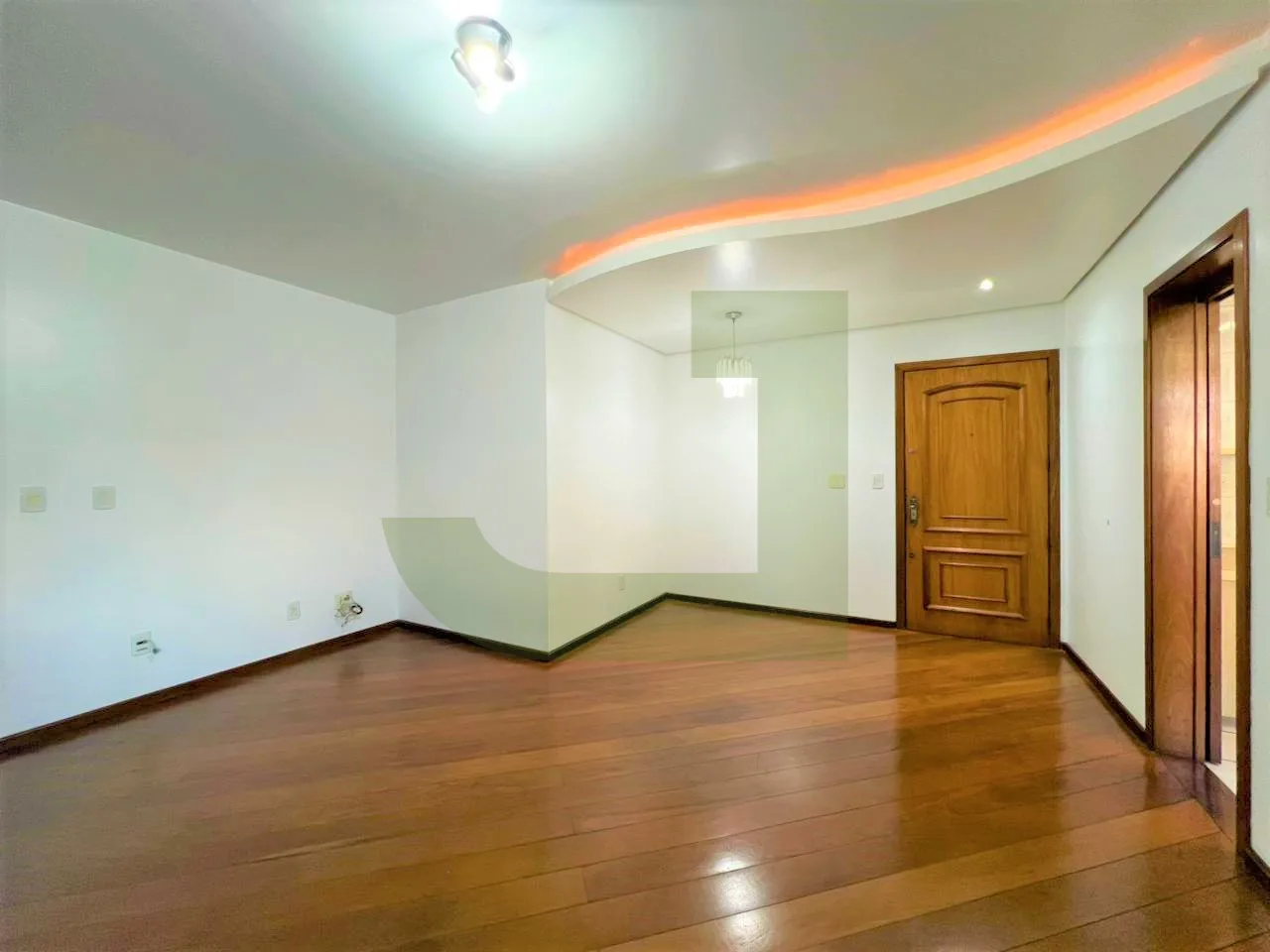 Alugar Apartamento / Padr&atilde;o em S&atilde;o Leopoldo R$ 3.600,00 - Foto 2