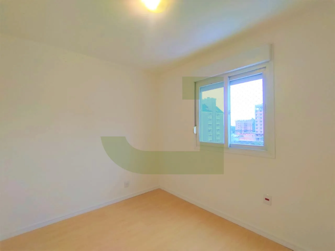 Alugar Apartamento / Padr&atilde;o em S&atilde;o Leopoldo R$ 1.500,00 - Foto 3
