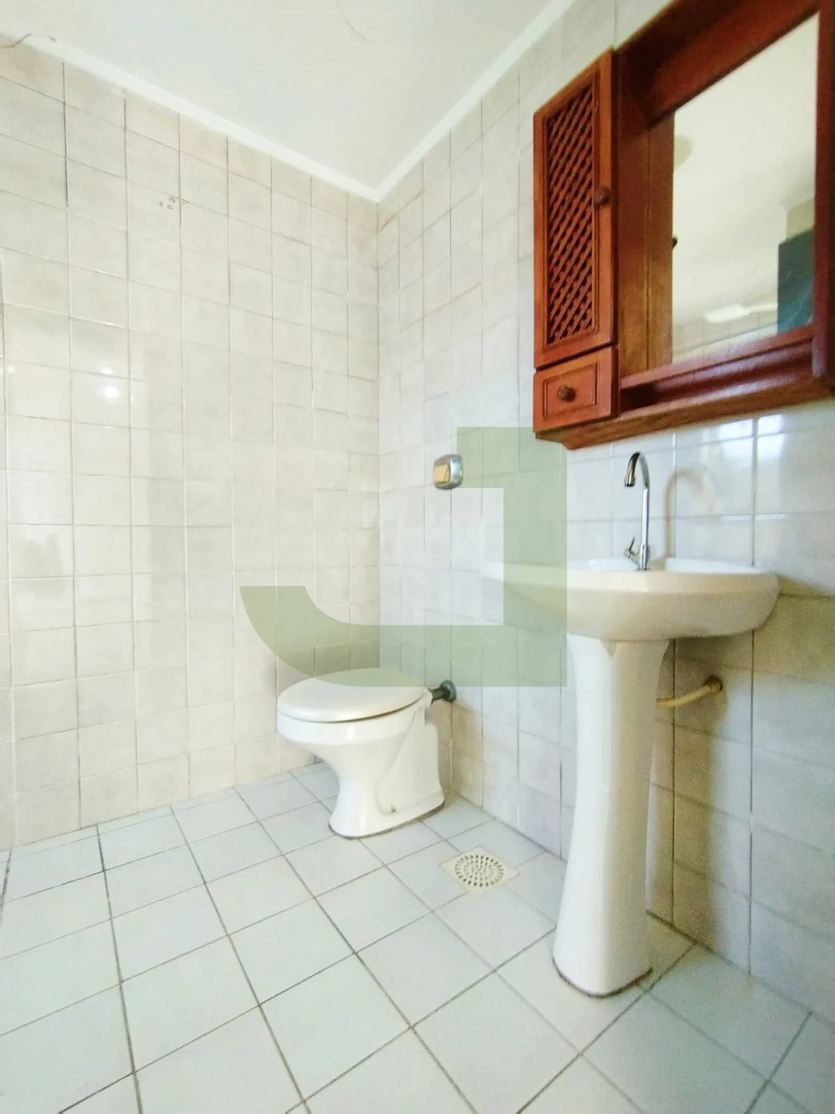 Alugar Apartamento / Quitinete em S&atilde;o Leopoldo R$ 880,00 - Foto 4