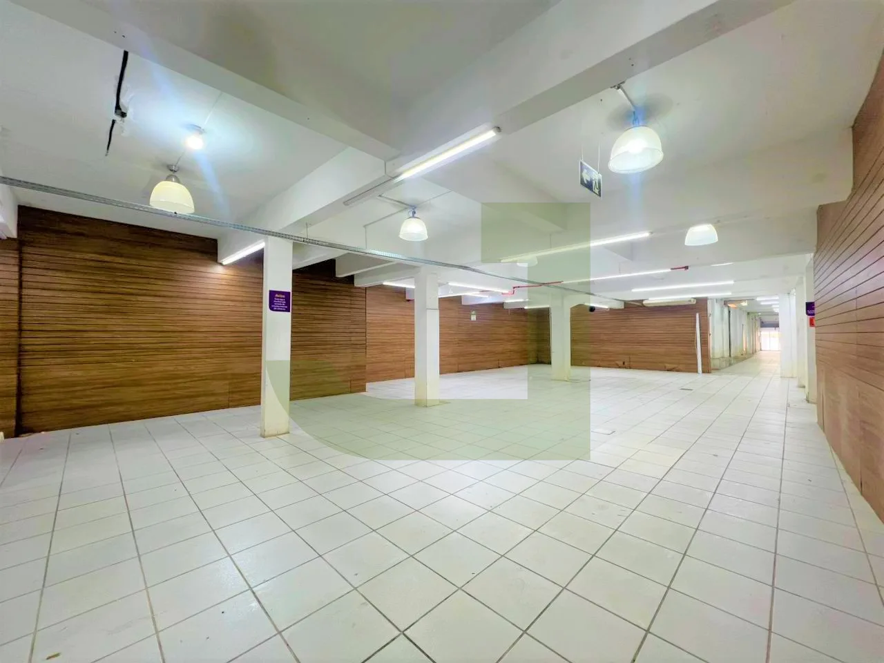 Alugar Comercial / Loja em S&atilde;o Leopoldo R$ 35.000,00 - Foto 3