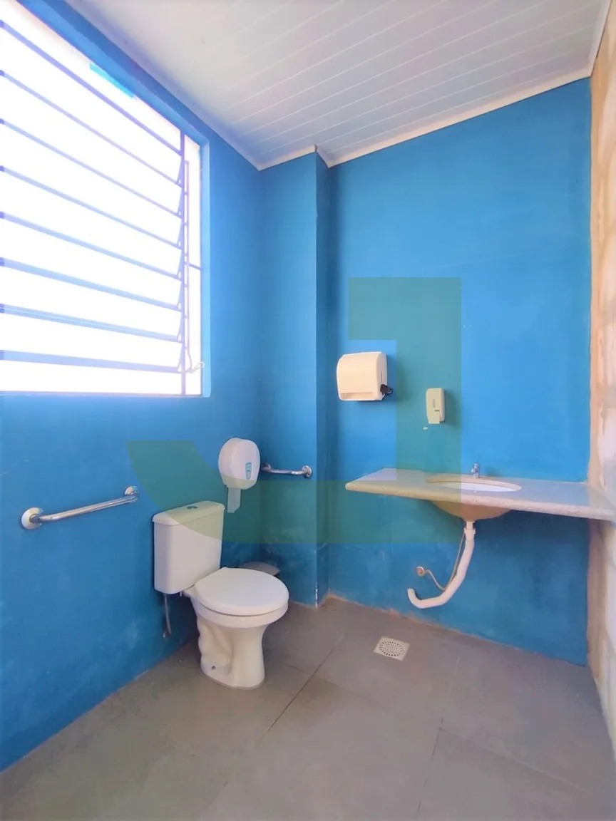 Alugar Comercial / Pavilh&atilde;o em S&atilde;o Leopoldo R$ 11.900,00 - Foto 3