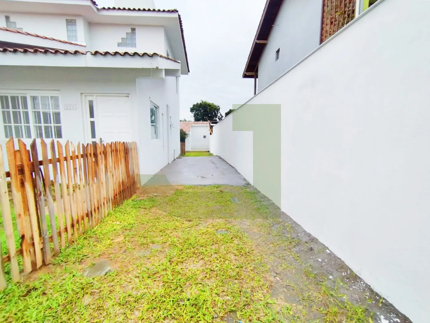 Alugar Casa / Residencial em S&atilde;o Leopoldo R$ 3.100,00 - Foto 2