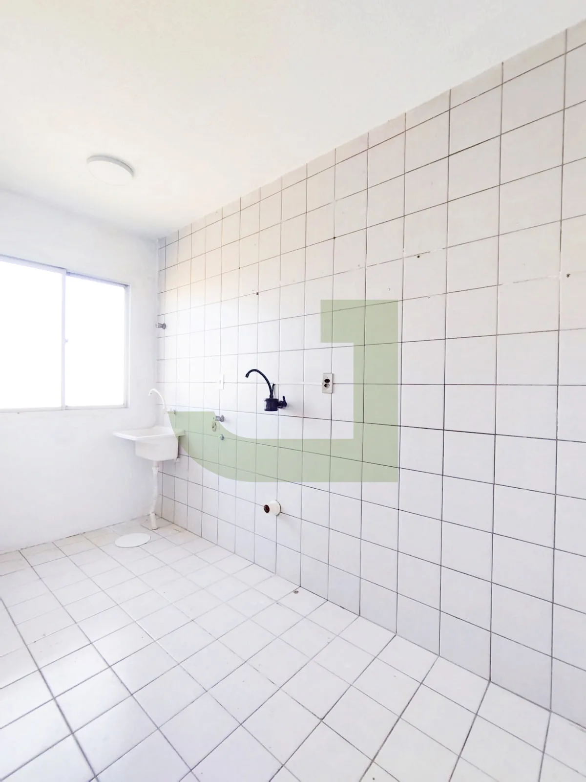 Alugar Apartamento / Padr&atilde;o em S&atilde;o Leopoldo R$ 750,00 - Foto 5