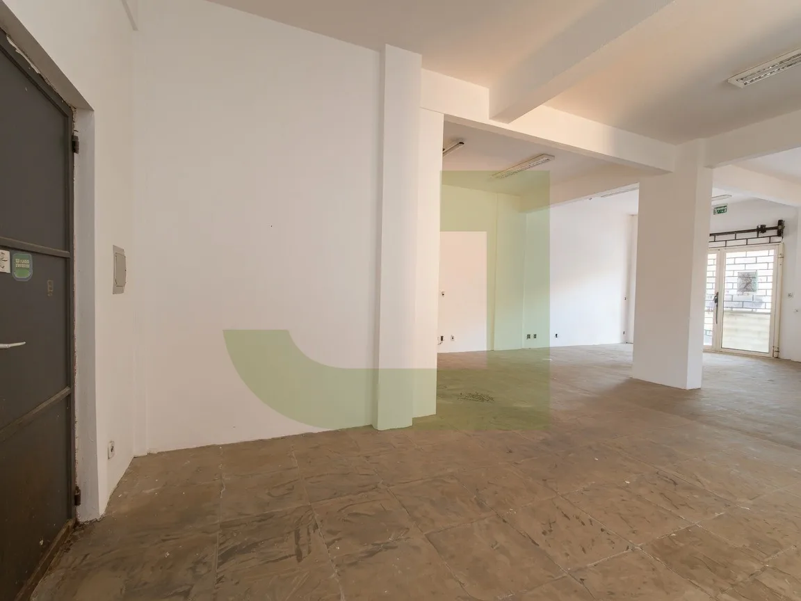 Alugar Comercial / Loja em Condom&iacute;nio em S&atilde;o Leopoldo R$ 3.500,00 - Foto 6