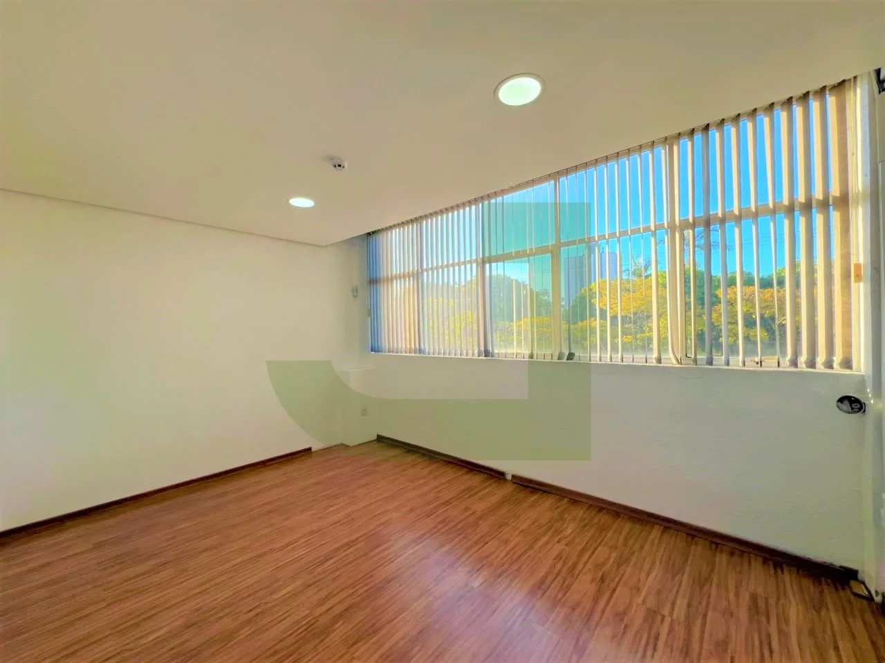 Alugar Comercial / Loja em Condom&iacute;nio em S&atilde;o Leopoldo R$ 4.750,00 - Foto 7
