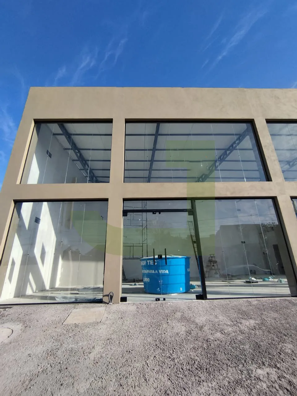 Alugar Comercial / Loja em S&atilde;o Leopoldo R$ 2.560,00 - Foto 1