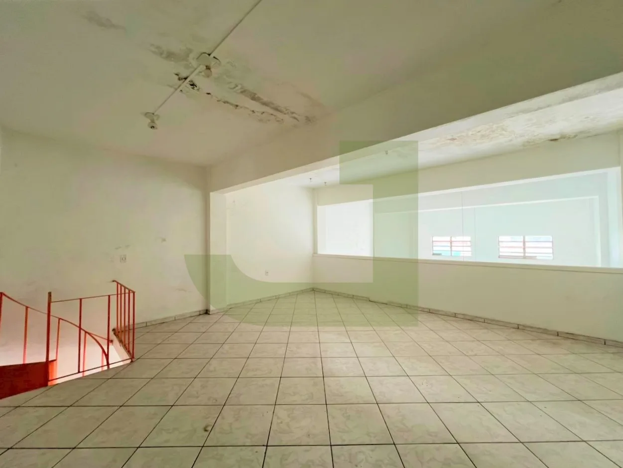 Alugar Comercial / Loja em S&atilde;o Leopoldo R$ 3.350,00 - Foto 6