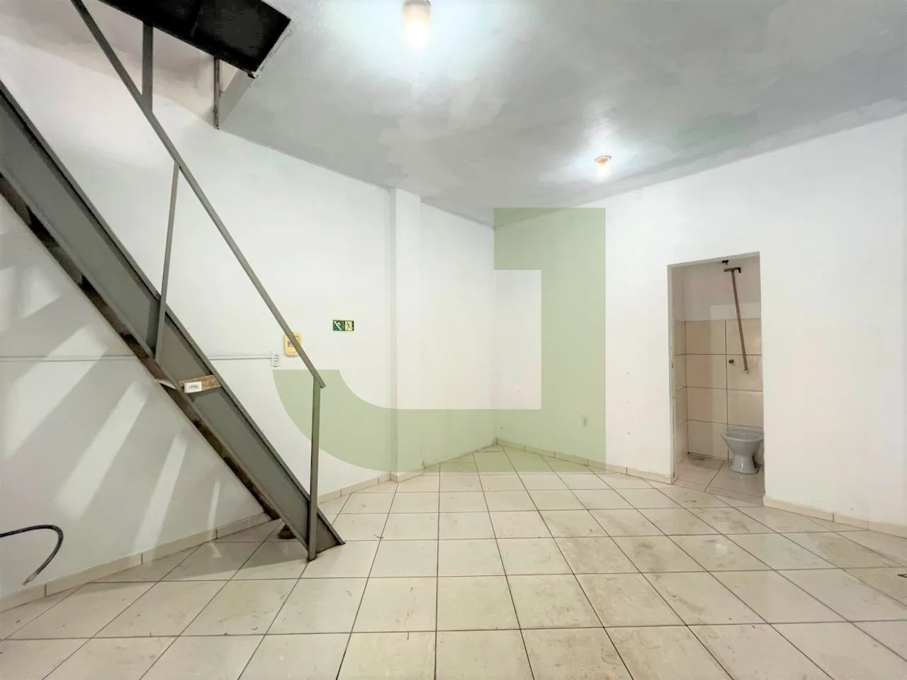 Alugar Comercial / Loja em S&atilde;o Leopoldo R$ 3.670,00 - Foto 6
