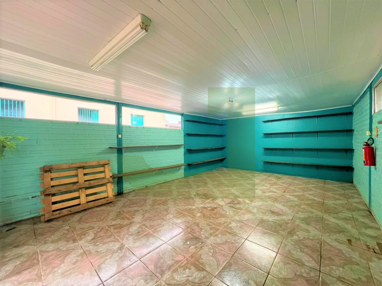 Alugar Comercial / Loja em S&atilde;o Leopoldo R$ 1.680,00 - Foto 3