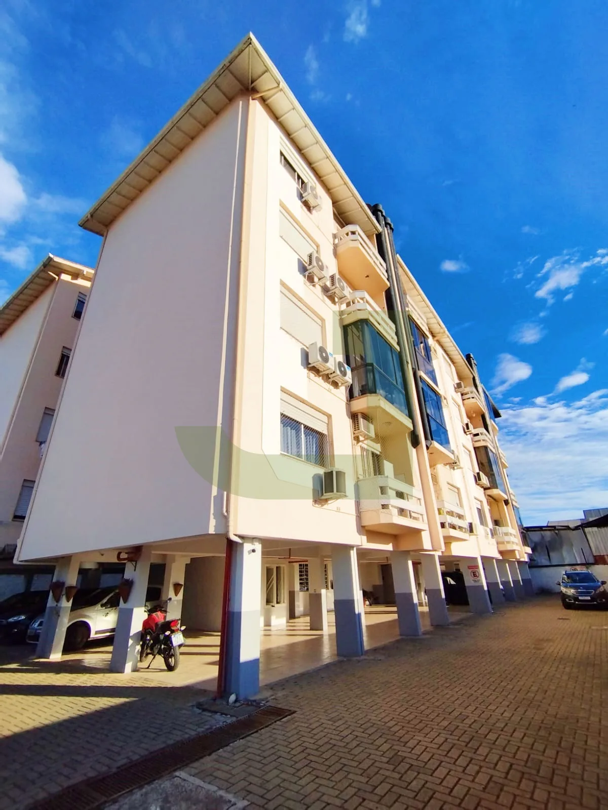 Alugar Apartamento / Padr&atilde;o em S&atilde;o Leopoldo R$ 2.000,00 - Foto 1