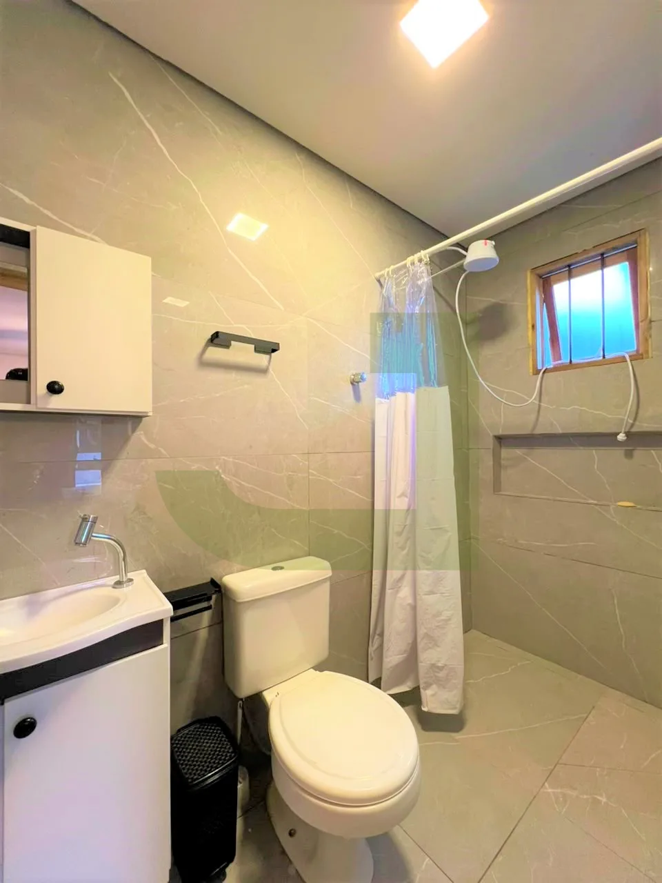 Alugar Casa / Residencial em S&atilde;o Leopoldo R$ 5.900,00 - Foto 6